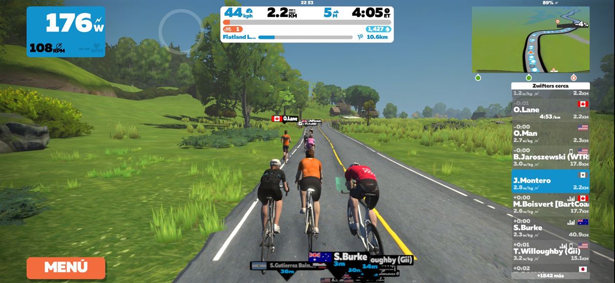 En plena sesión de Zwift sobre la Zbike, sudando la gota gorda.