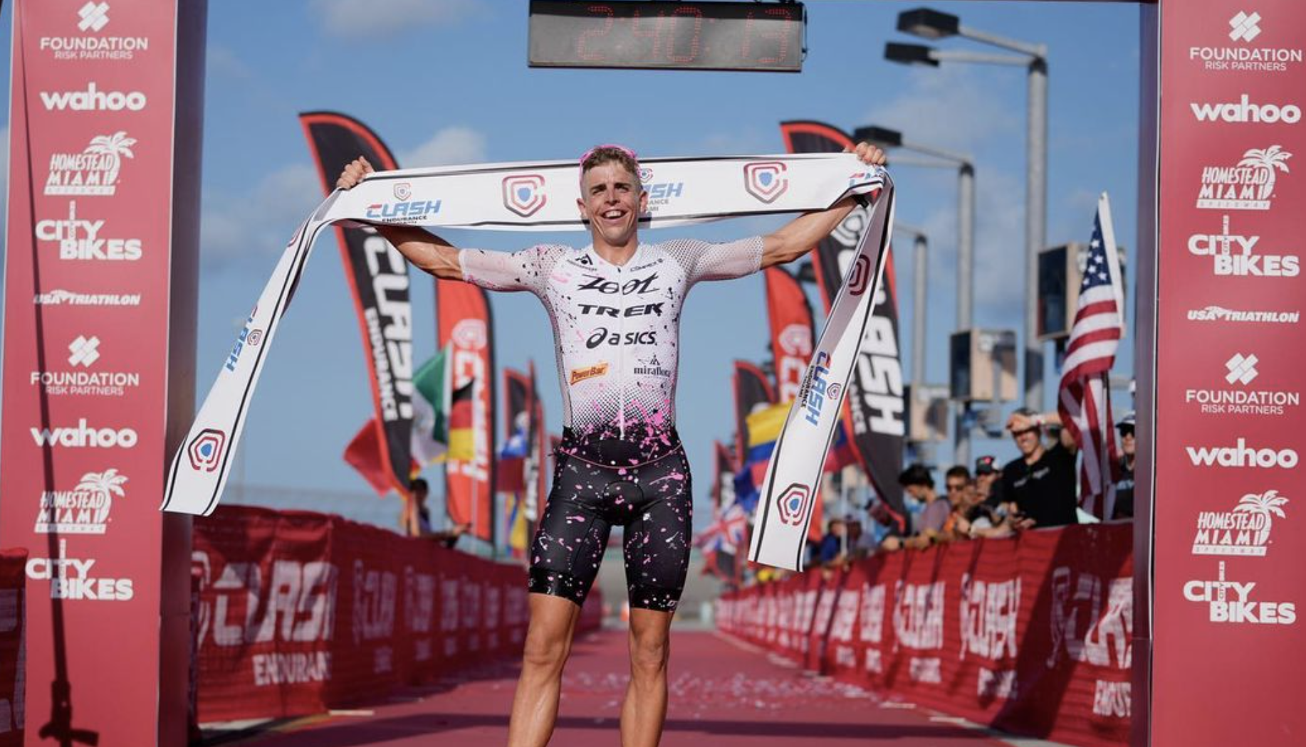 Sam Long conquista el Clash Miami