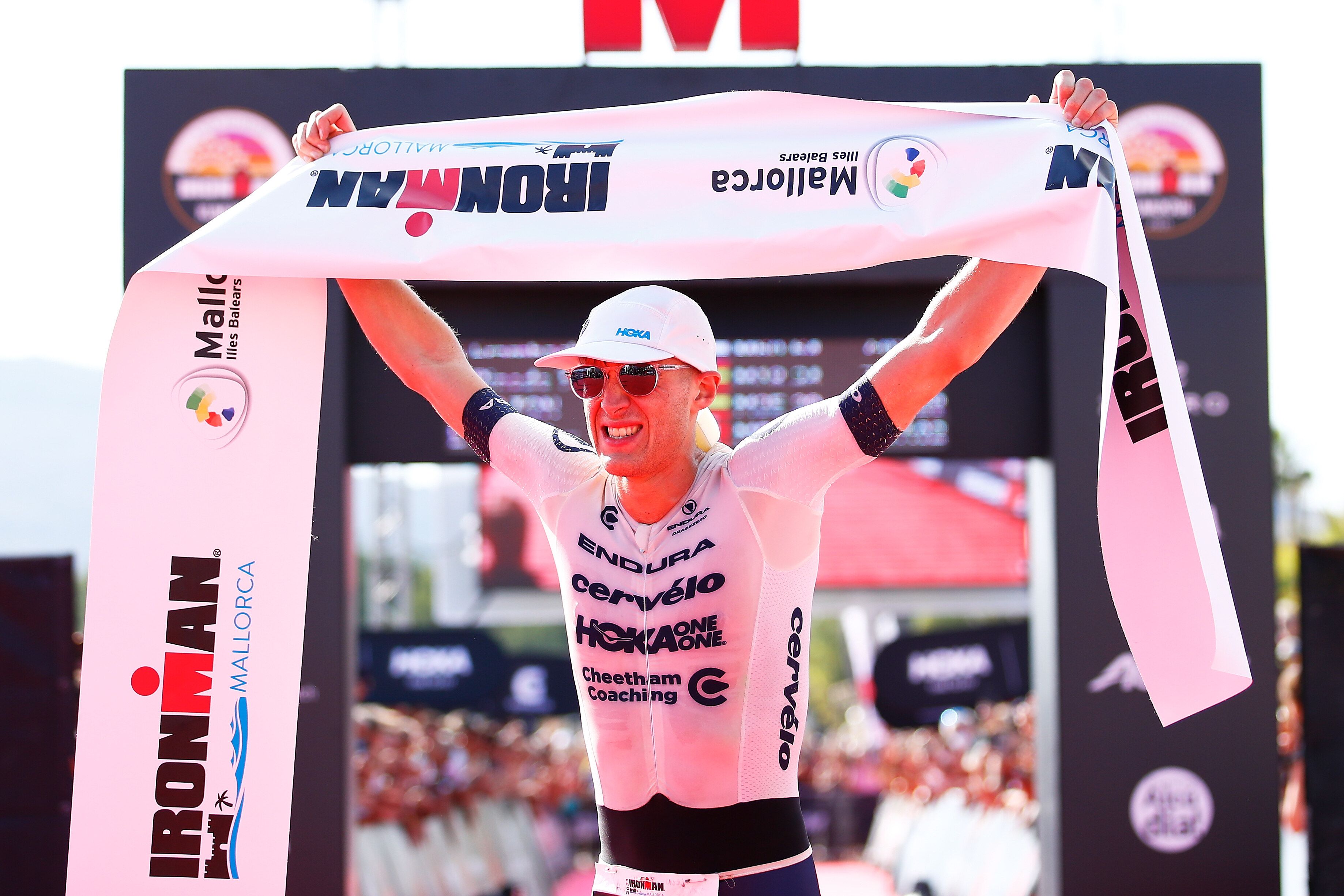 Primer título de IRONMAN para Chevalier y Astle en Mallorca 
