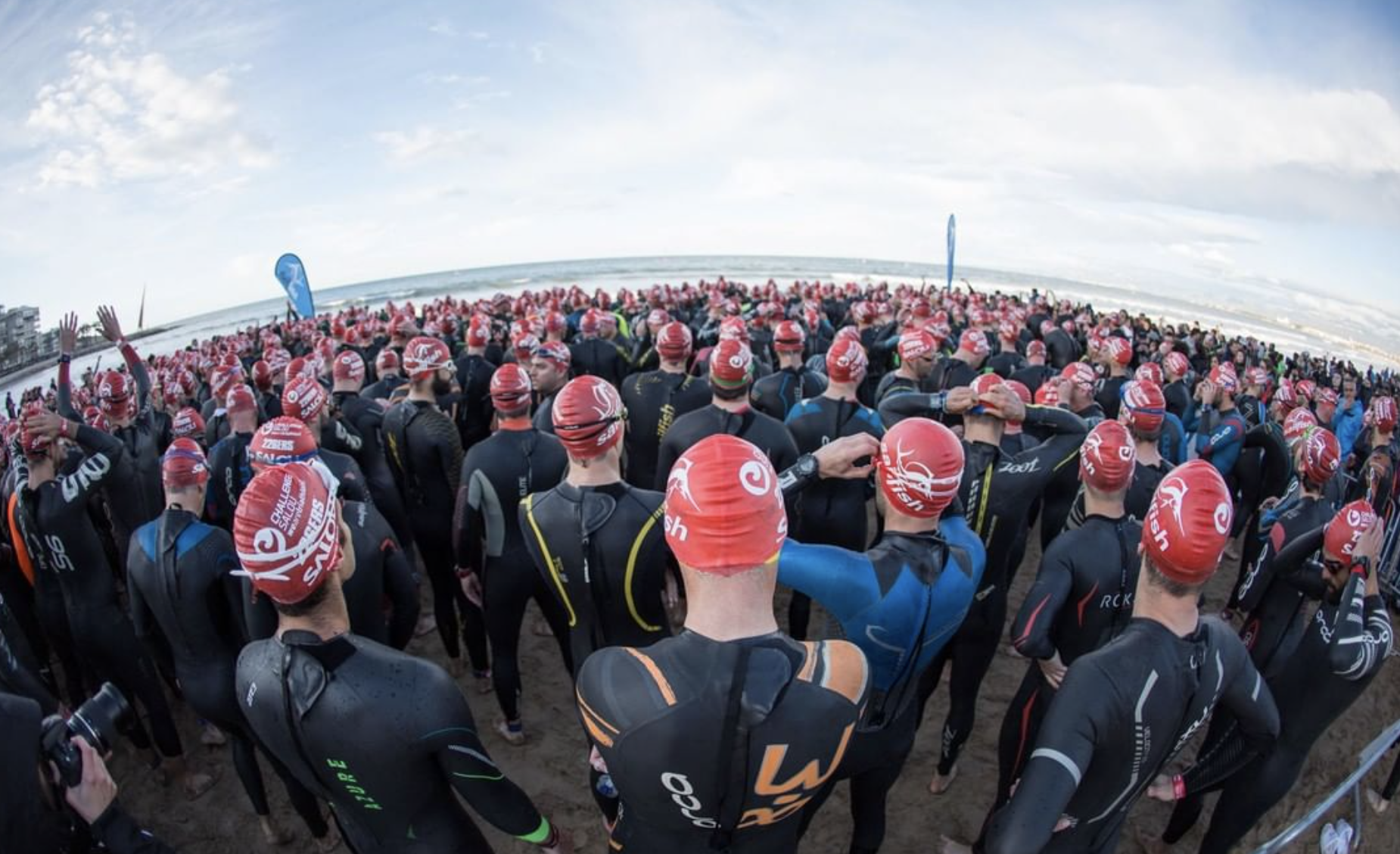 1.000 triatletas en el Challenge Salou
