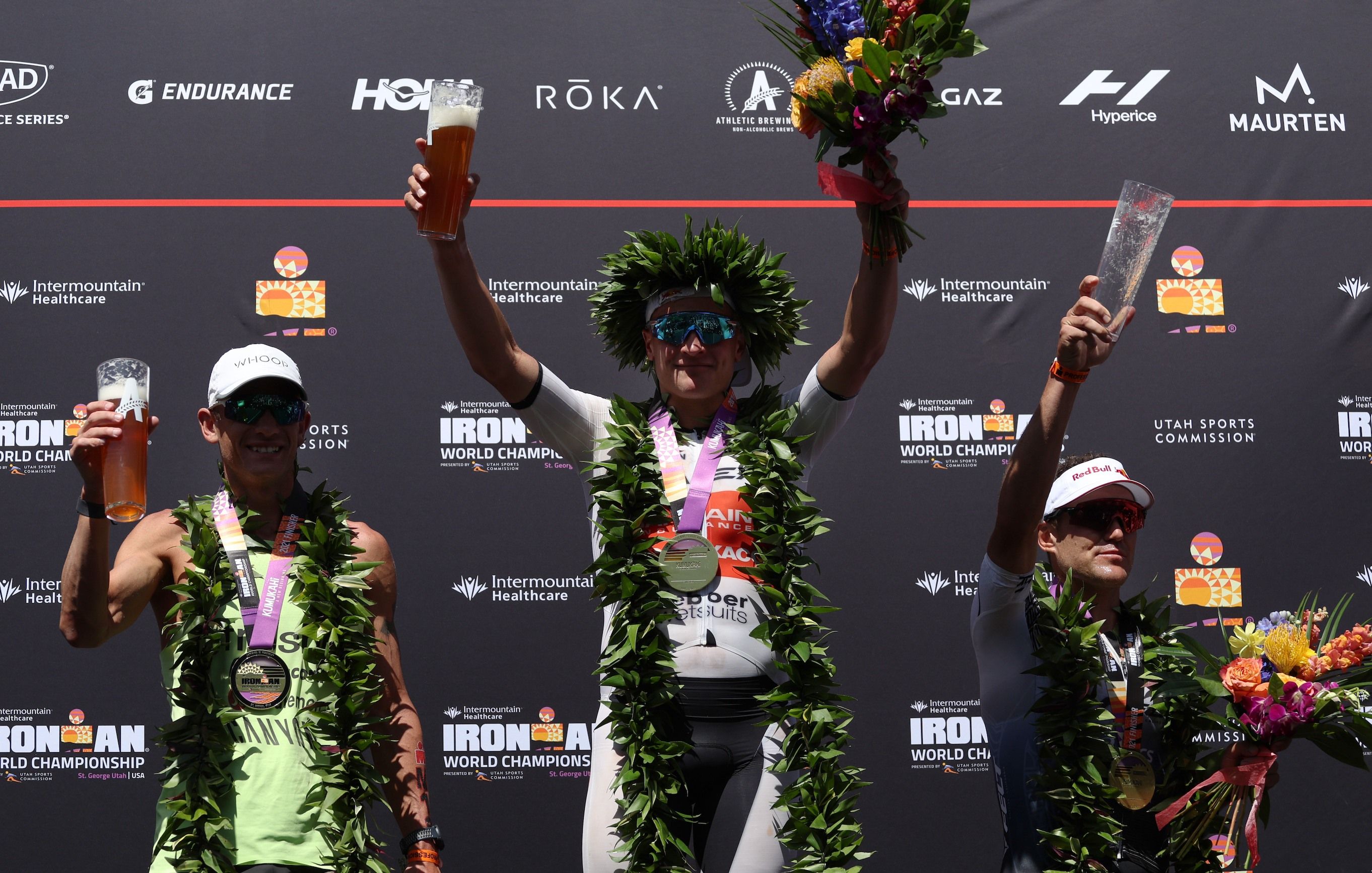 'Hidalgo' de cerveza de Braden Currie... para celebrar el bronce en el Mundial IRONMAN
