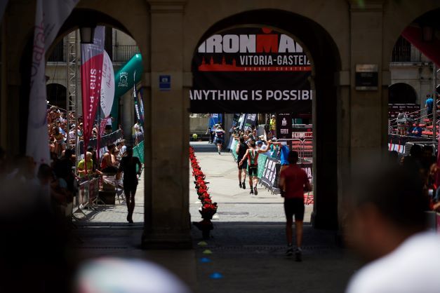 Deporte, gastronomía y naturaleza, las claves del éxito del IRONMAN Vitoria Gasteiz
