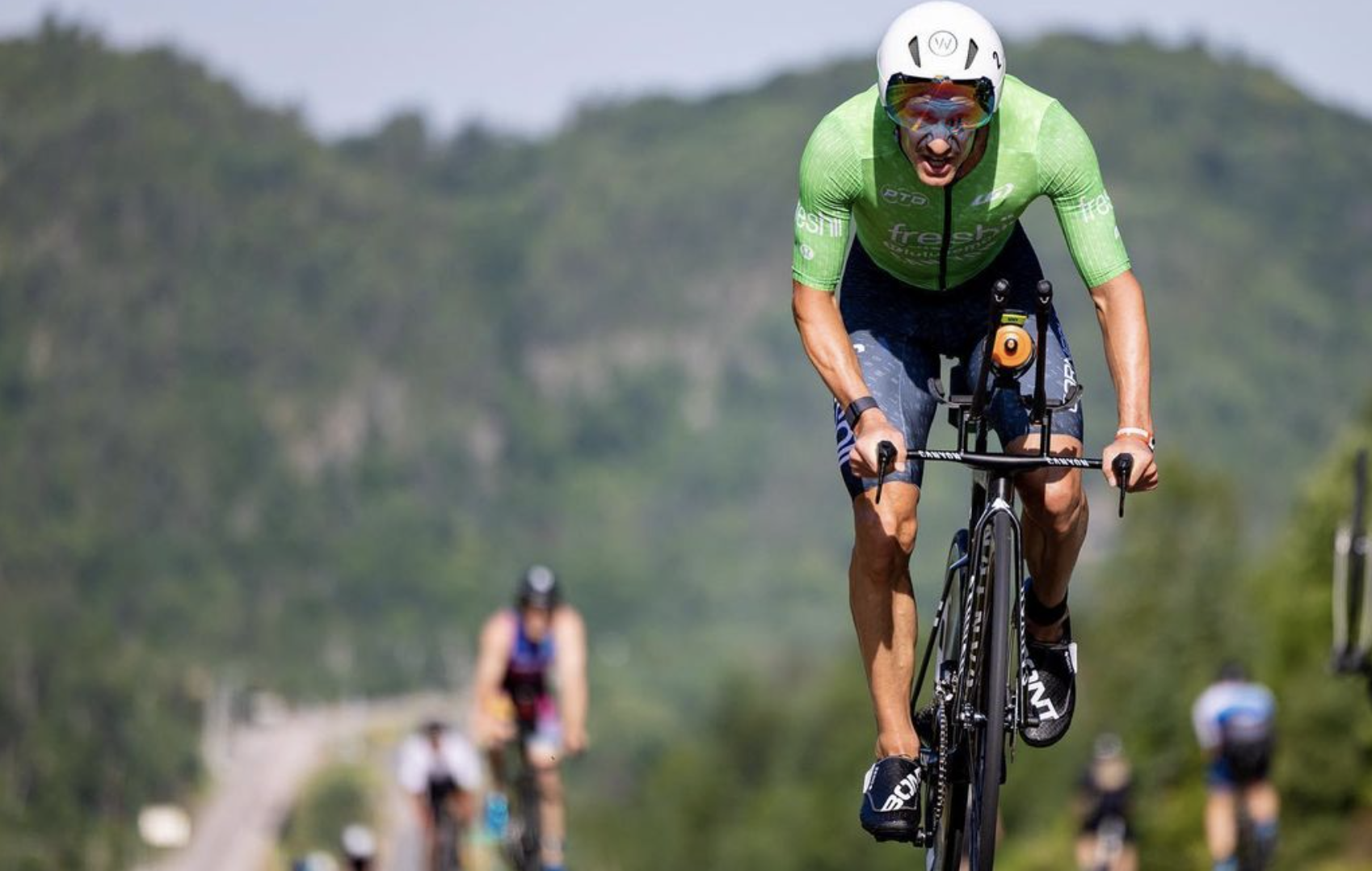 Sanders gana el IRONMAN 70.3 de Montreal.