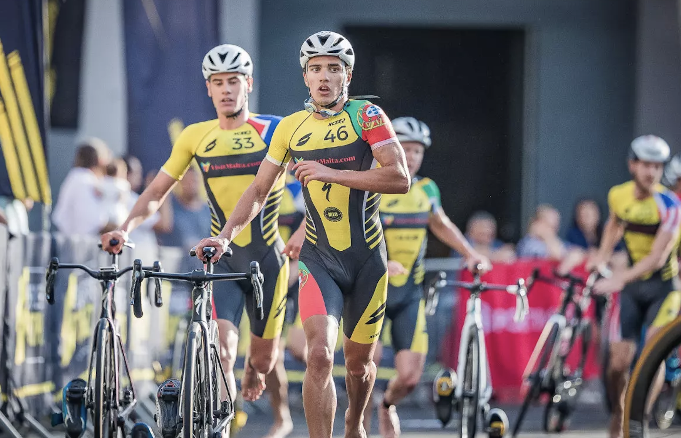 Así se hace una transición... hasta que la bici se desboca.