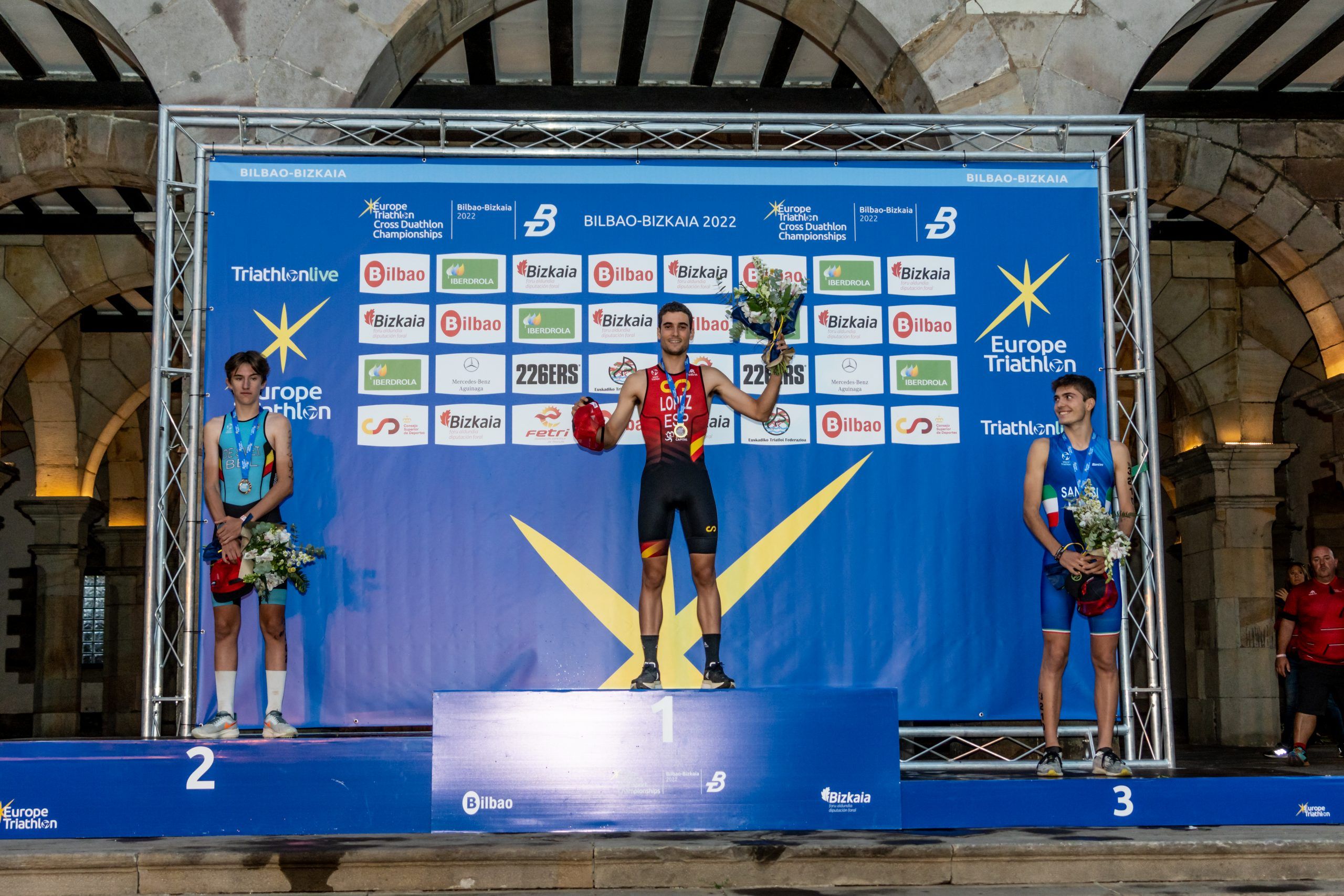 España vuelve a tocar la gloria en la prueba de Duatlón Cros del Europeo de Bilbao.