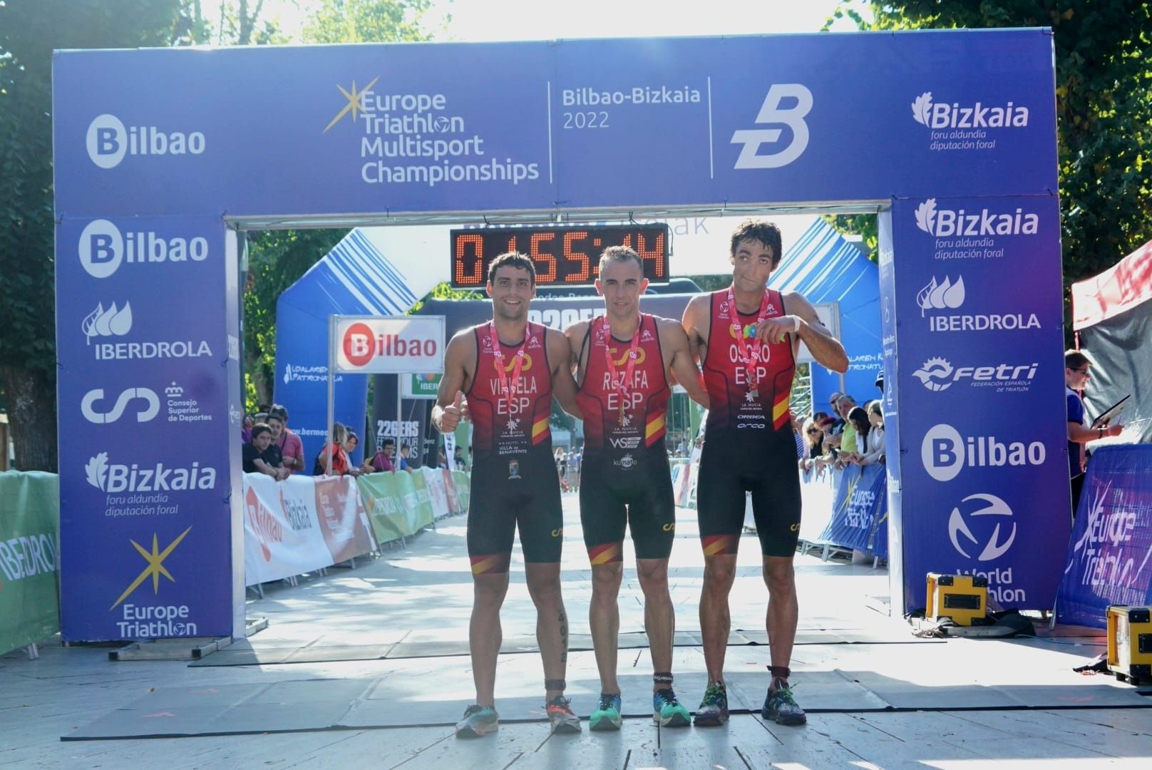 España se baña en oro con un triplete histórico en el Europeo de Triatlón Cros en Bilbao Bizkaia
