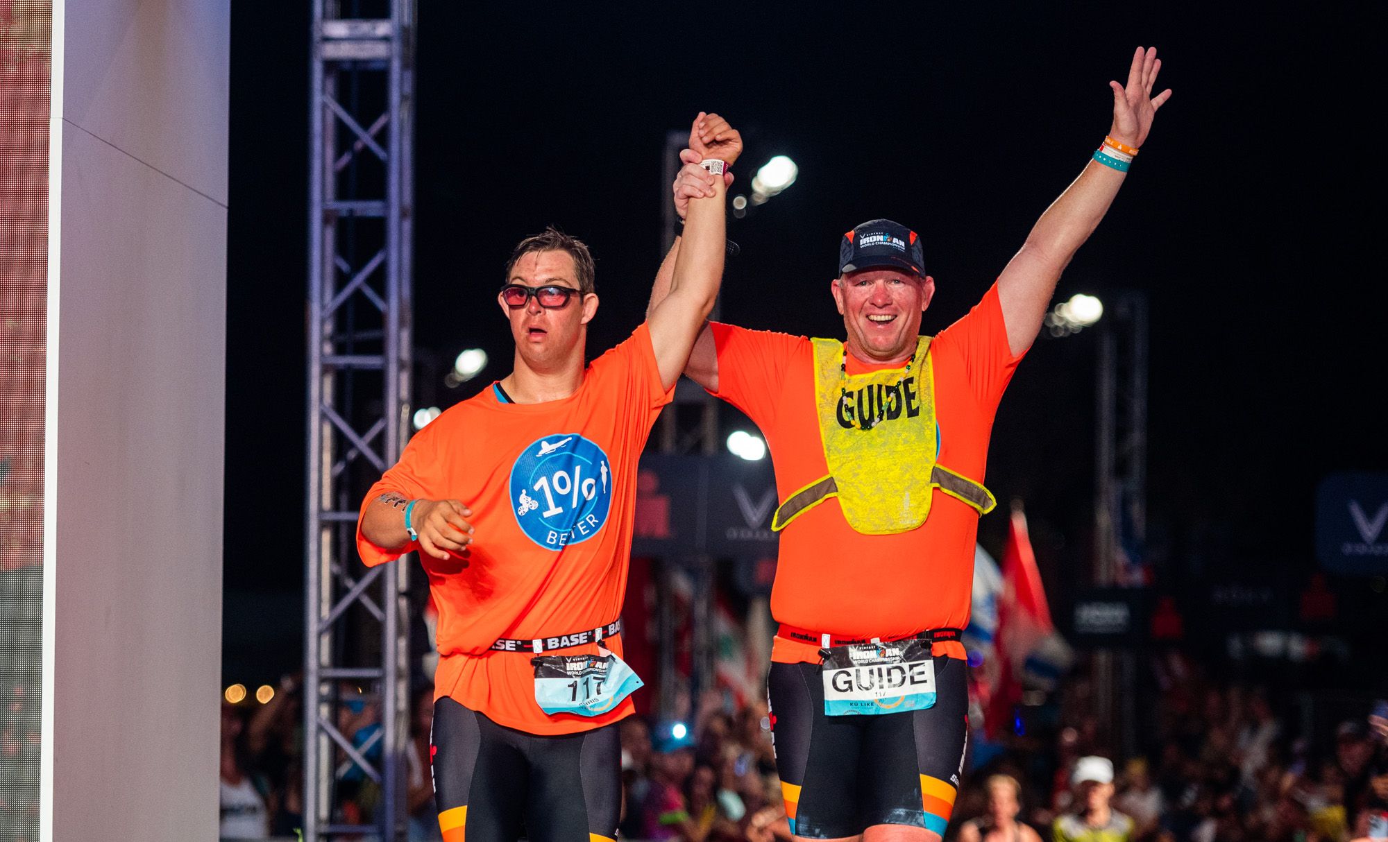 Chris Nikic ya es el primer triatleta con síndrome de Down que termina el IRONMAN de Hawaii