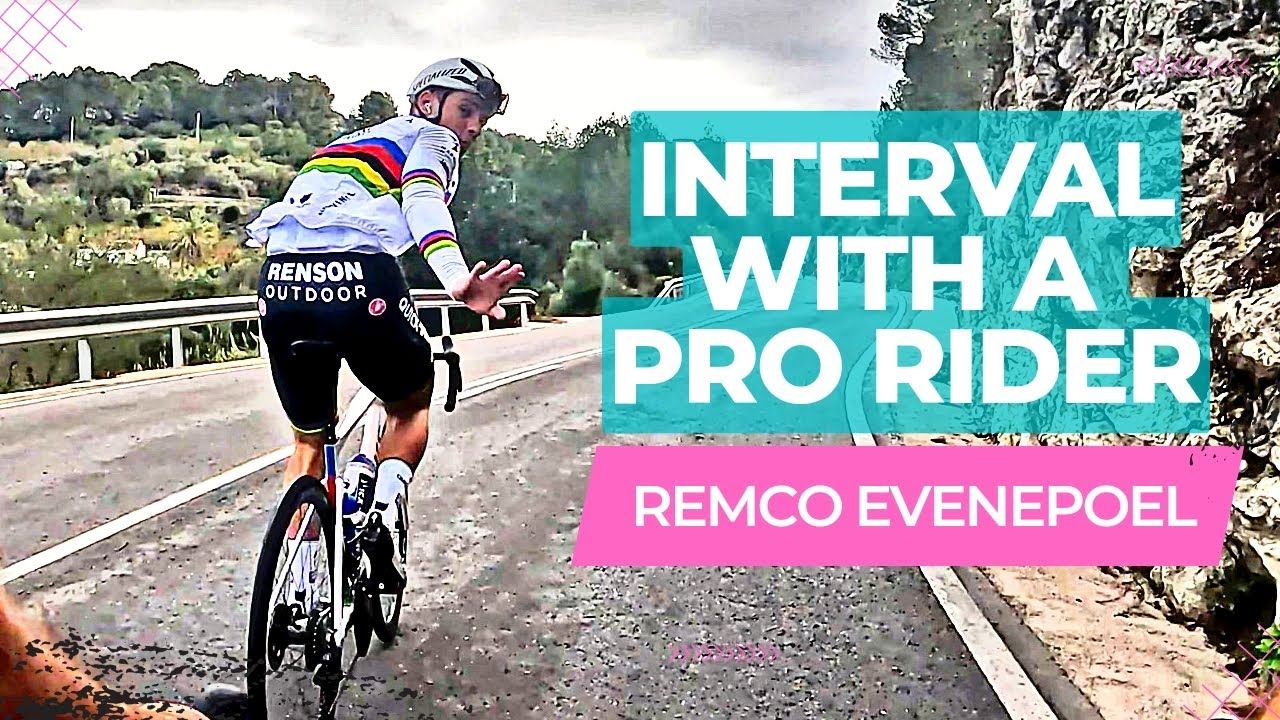 Qué ocurre cuando un 'cicloturista youtuber' se pone a rueda de Remco Evenepoel.