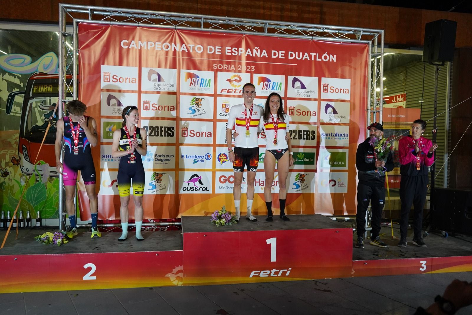María Varo e Iván Gil, campeones de España de Duatlón 2023 en Soria.