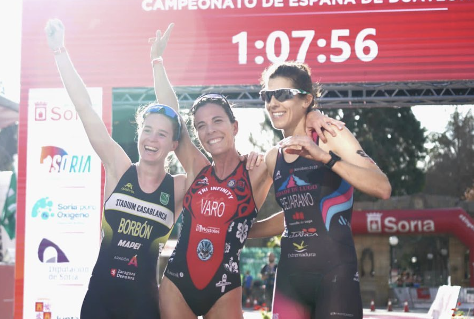 Lección de pundonor de Sonia Bejarano para subirse al podio del Campeonato de España de Duatlón de Soria..