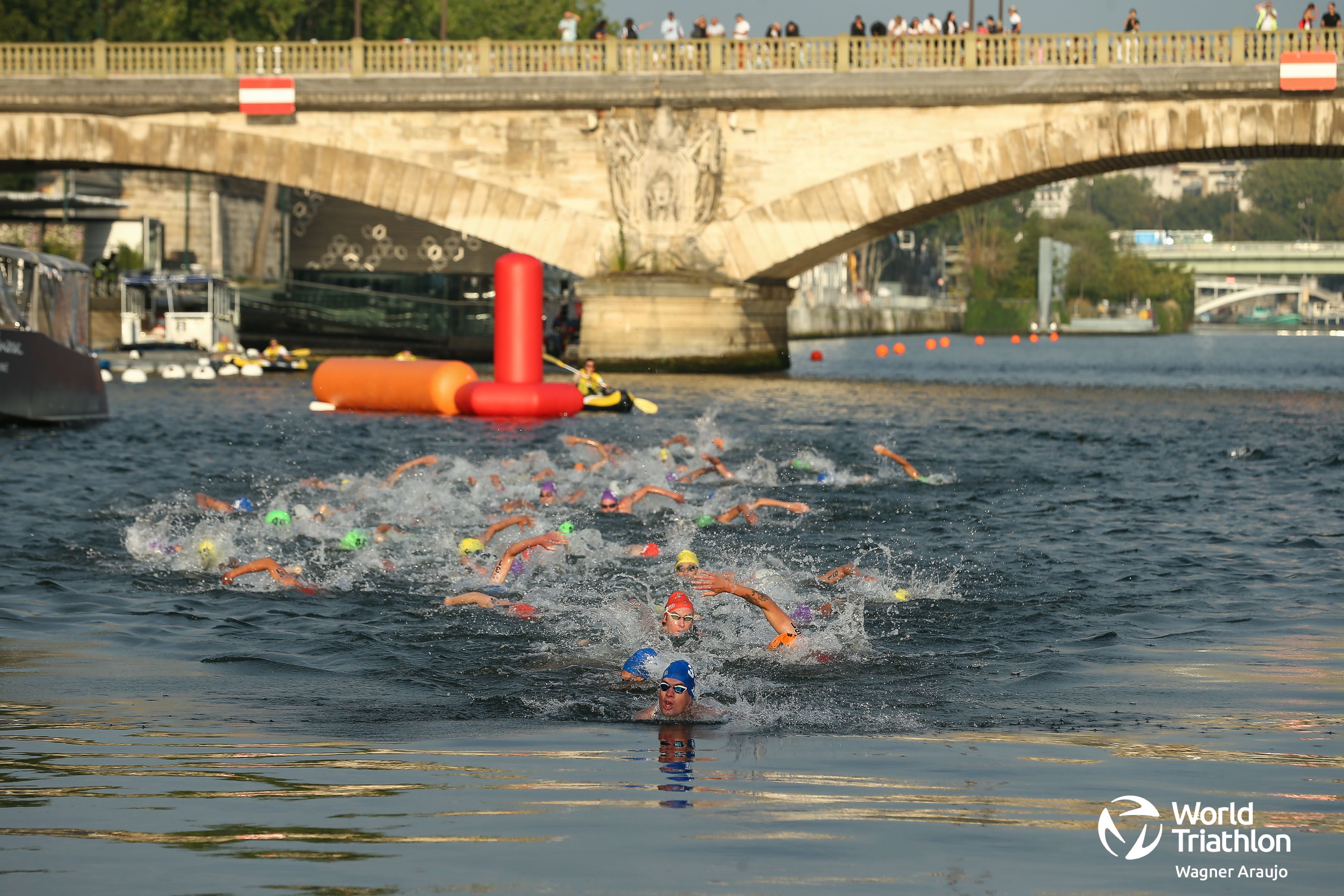 La calidad del agua del Sena vuelve a fallar  el test paralímpico se queda en duatlón.