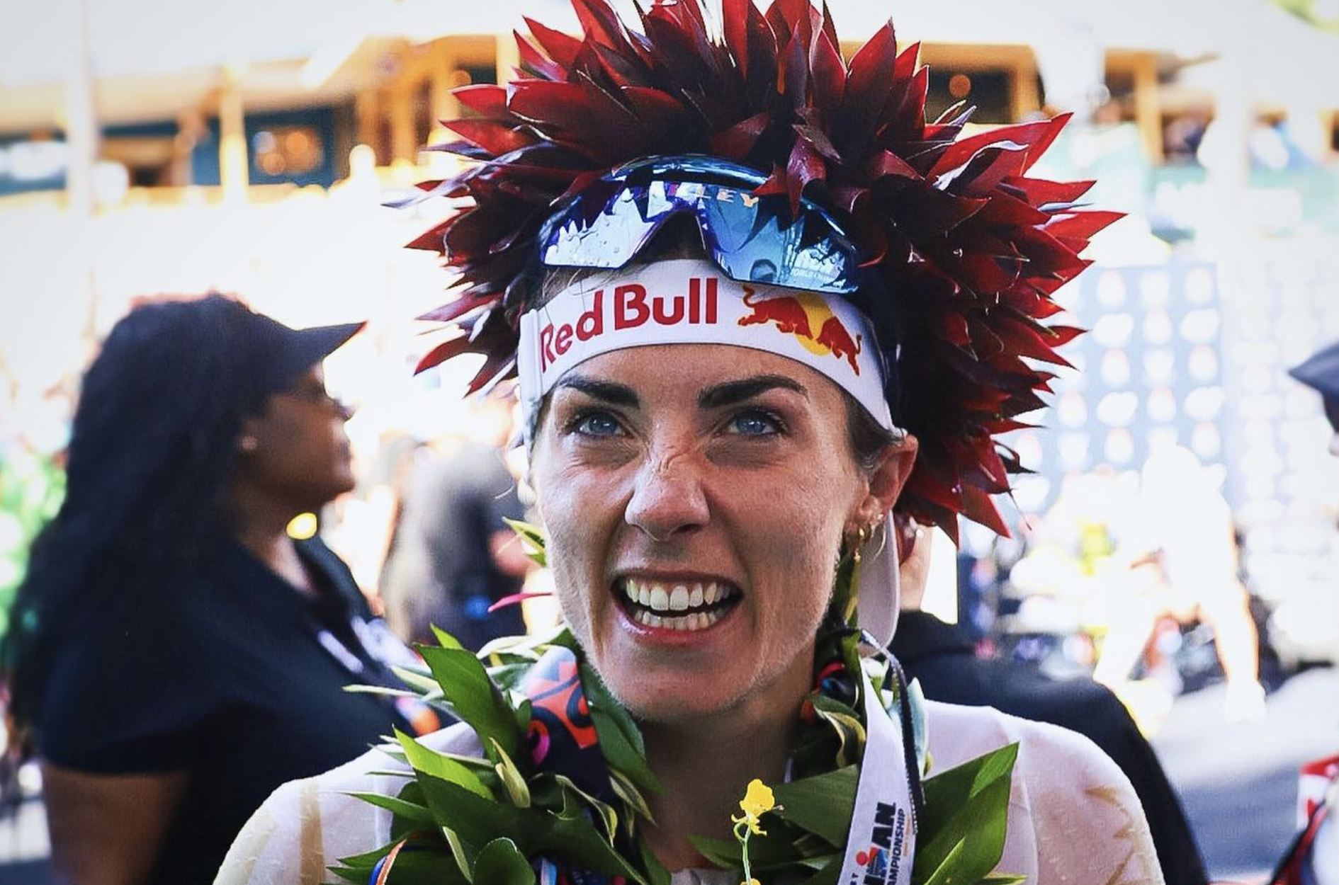 [VÍDEO] Así ha sido la victoria de Lucy Charles en el Mundial IRONMAN de Kona de este sábado.