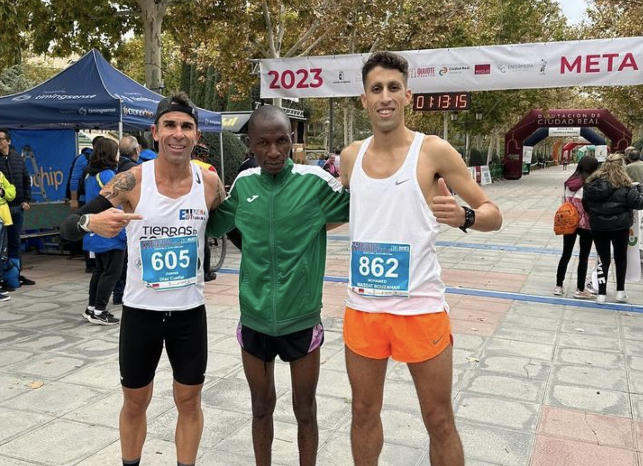 El atleta marroquí y colegiado de fútbol Mohamed Massat.