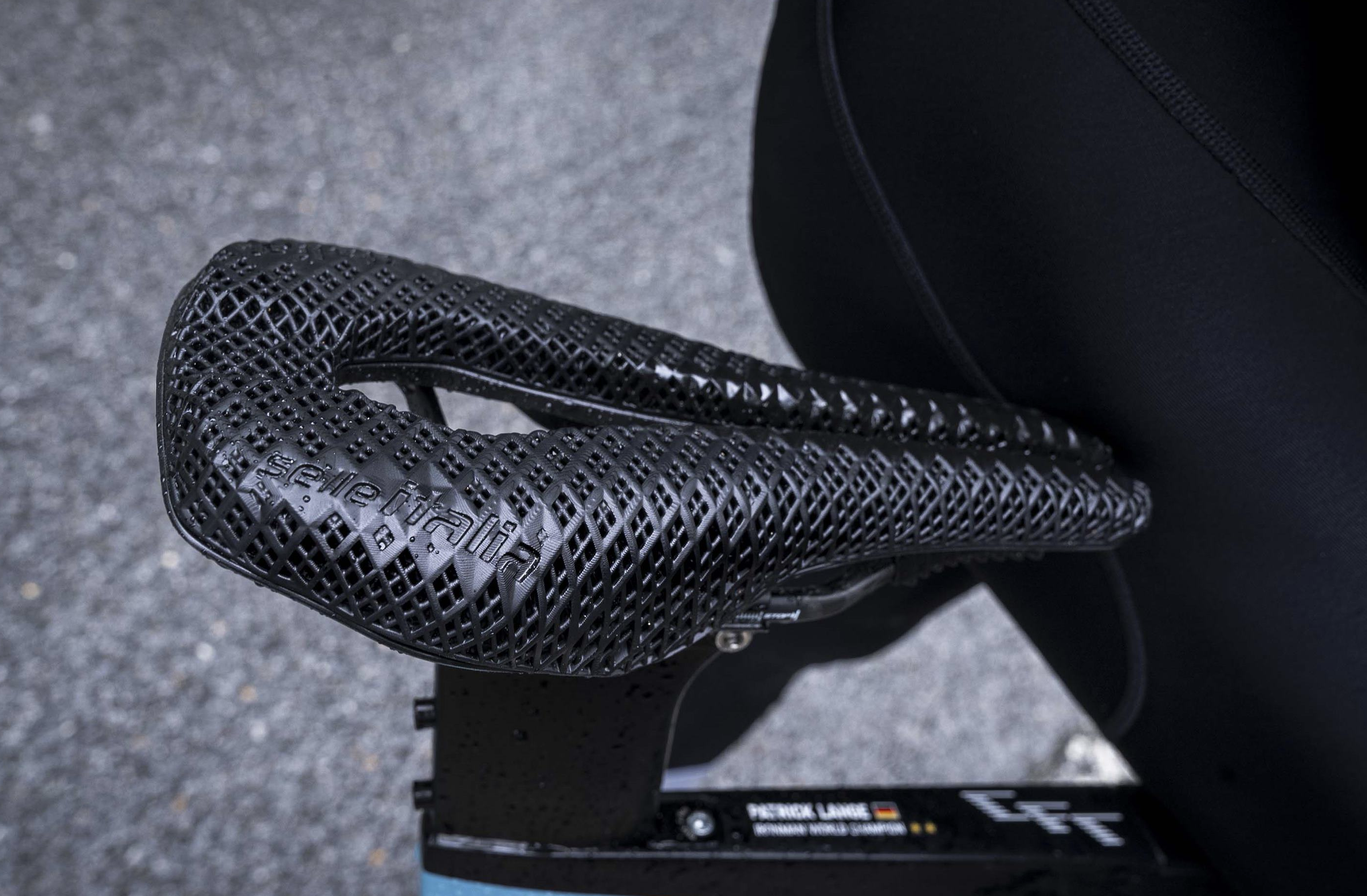 Nace Watt 3D, el primer sillín de triatlón impreso en 3D por Selle Italia.