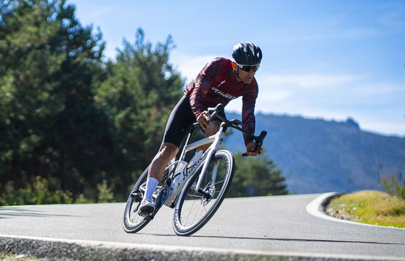 Geometría muy deportiva sin una posición exagerada  