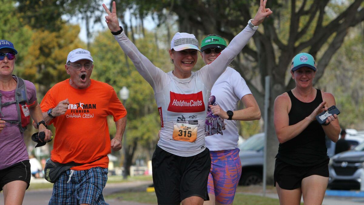 Dos 'cincuentones' ganan el Ultraman de Florida.