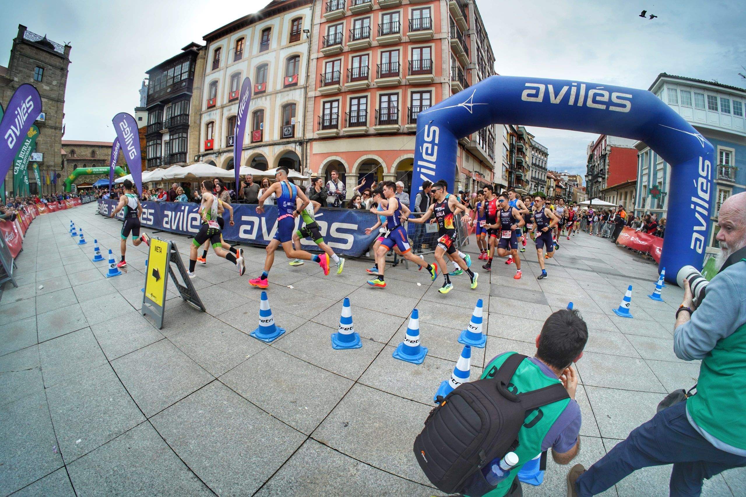 [VÍDEO] Así fue el Campeonato de España de Duatlón GGEE de Avilés.