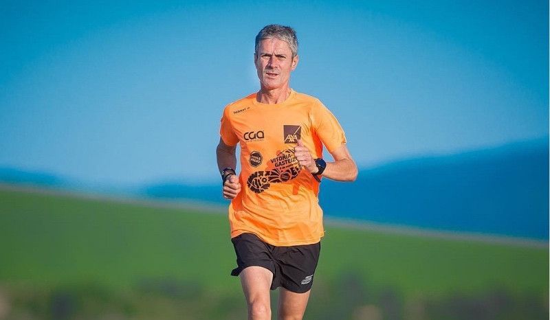 5c3b2d670ce6942d588b4adf martin fiz logra el record del mundo de 10k para mayores de 55 anos