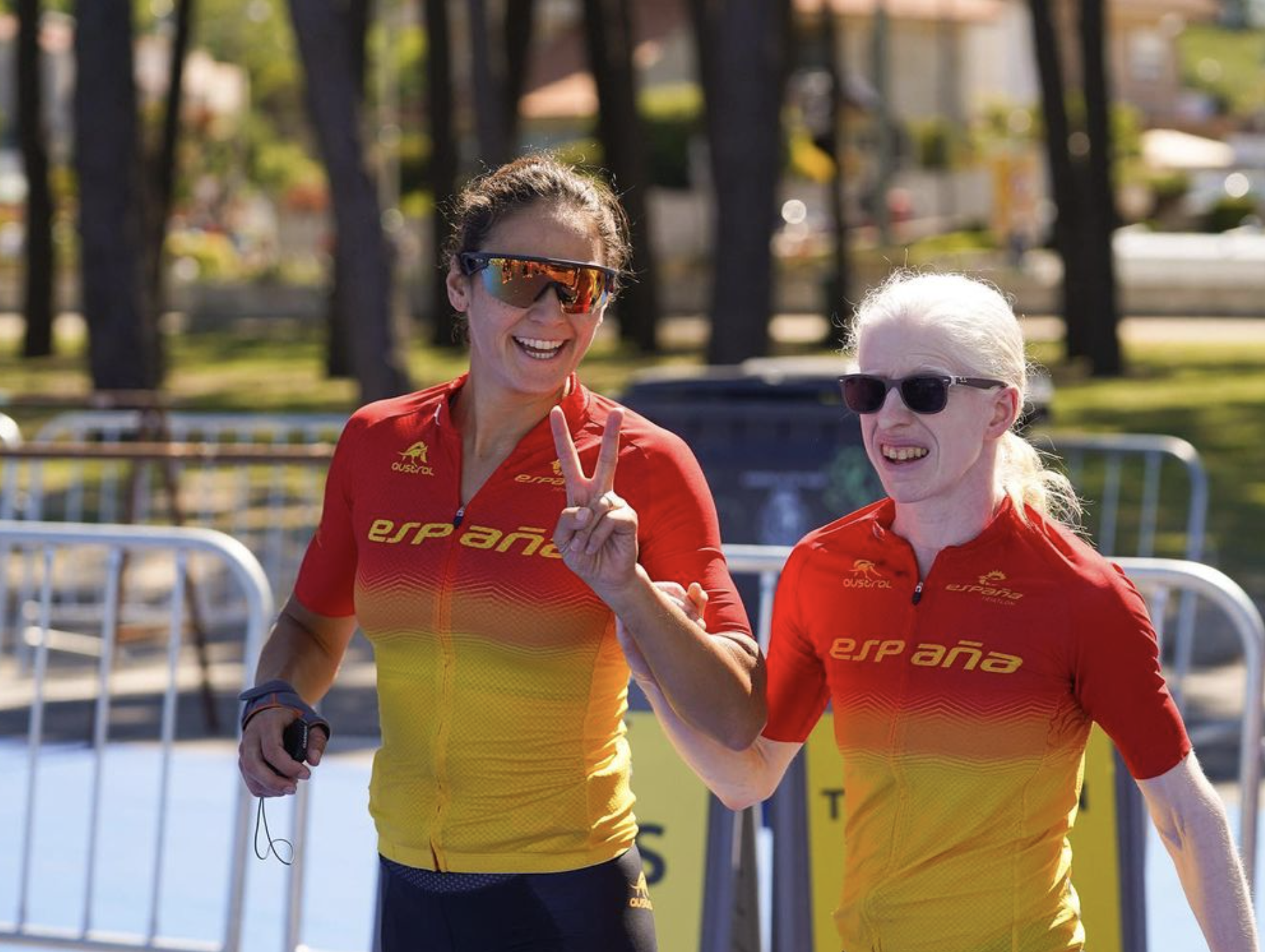Susana Rodríguez y Sara Pérez, hospitalizadas tras sufrir una caída en la Copa del Mundo de Vigo.