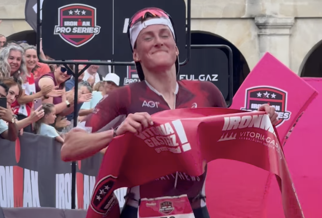 La británica Kat Matthews conquista el IRONMAN de Vitoria.