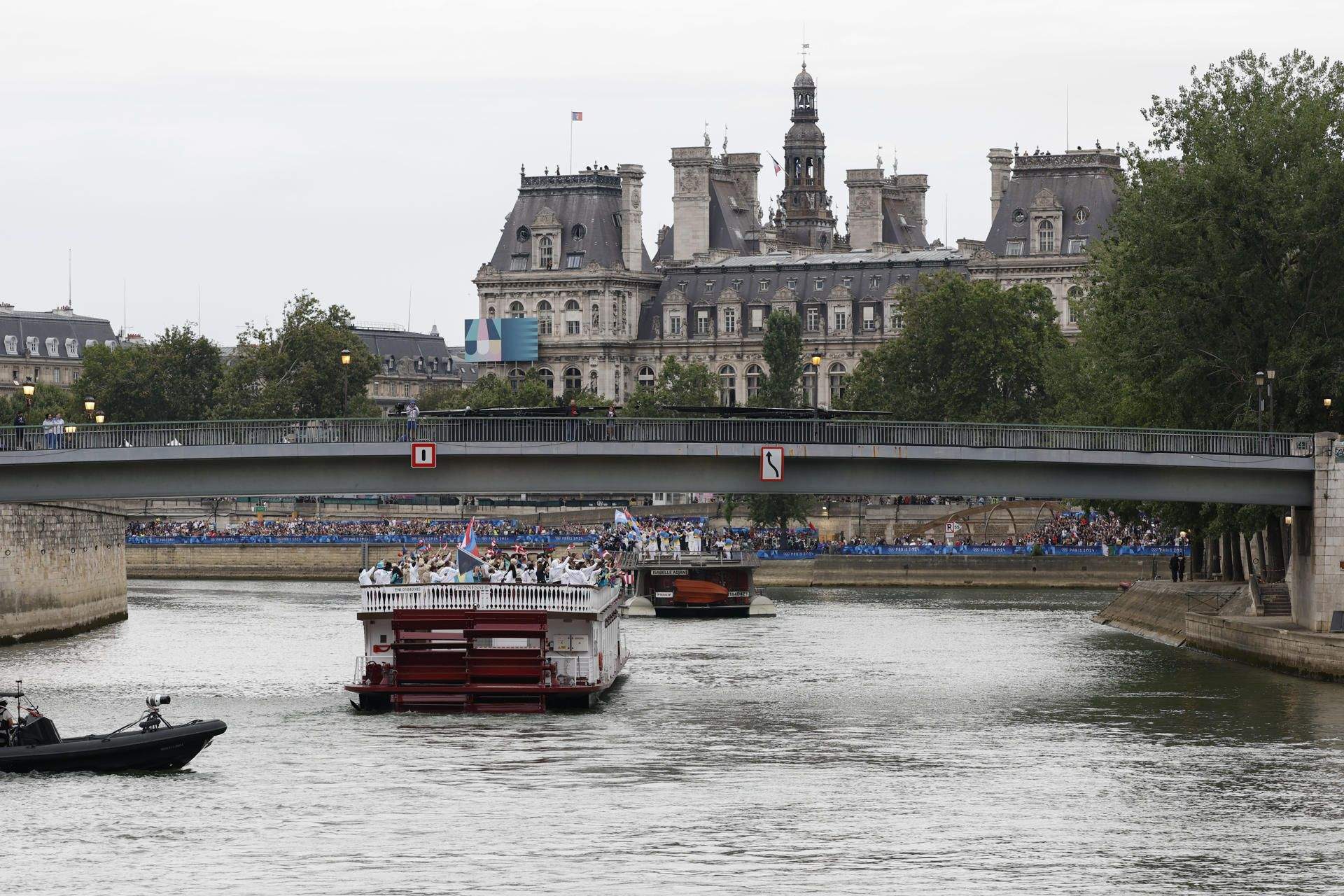 Aplazada al miércoles la prueba masculina de triatlón por la mala calidad del agua del río Sena.