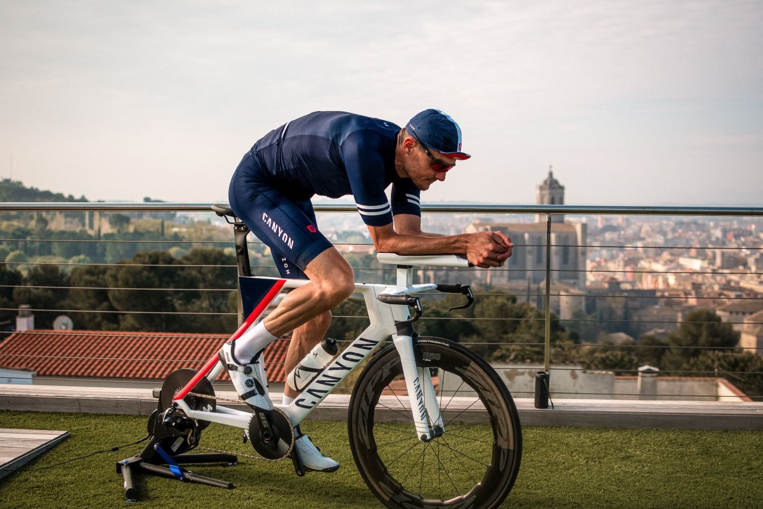 Cómo ver y seguir en directo el IRONMAN en casa de Jan Frodeno: "No se trata de presumir".