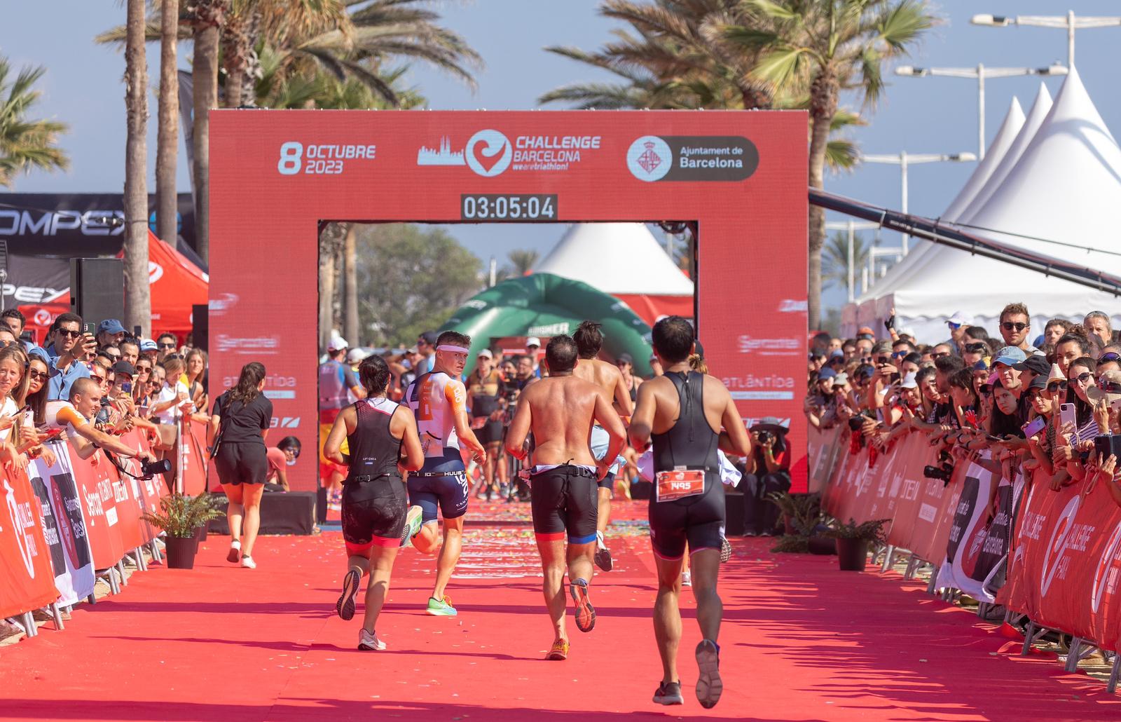 Casi 3.000 inscritos y triatletas élite confirmados para el Challenge Barcelona Triathlon 2024.