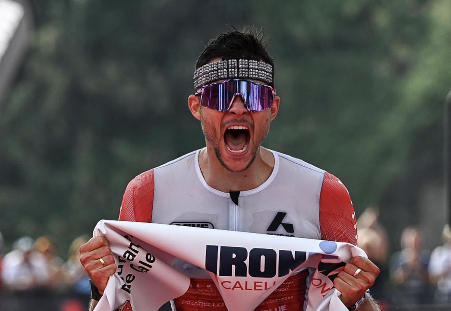 El alemán Stratmann gana el IRONMAN de Barcelona con marca histórica.