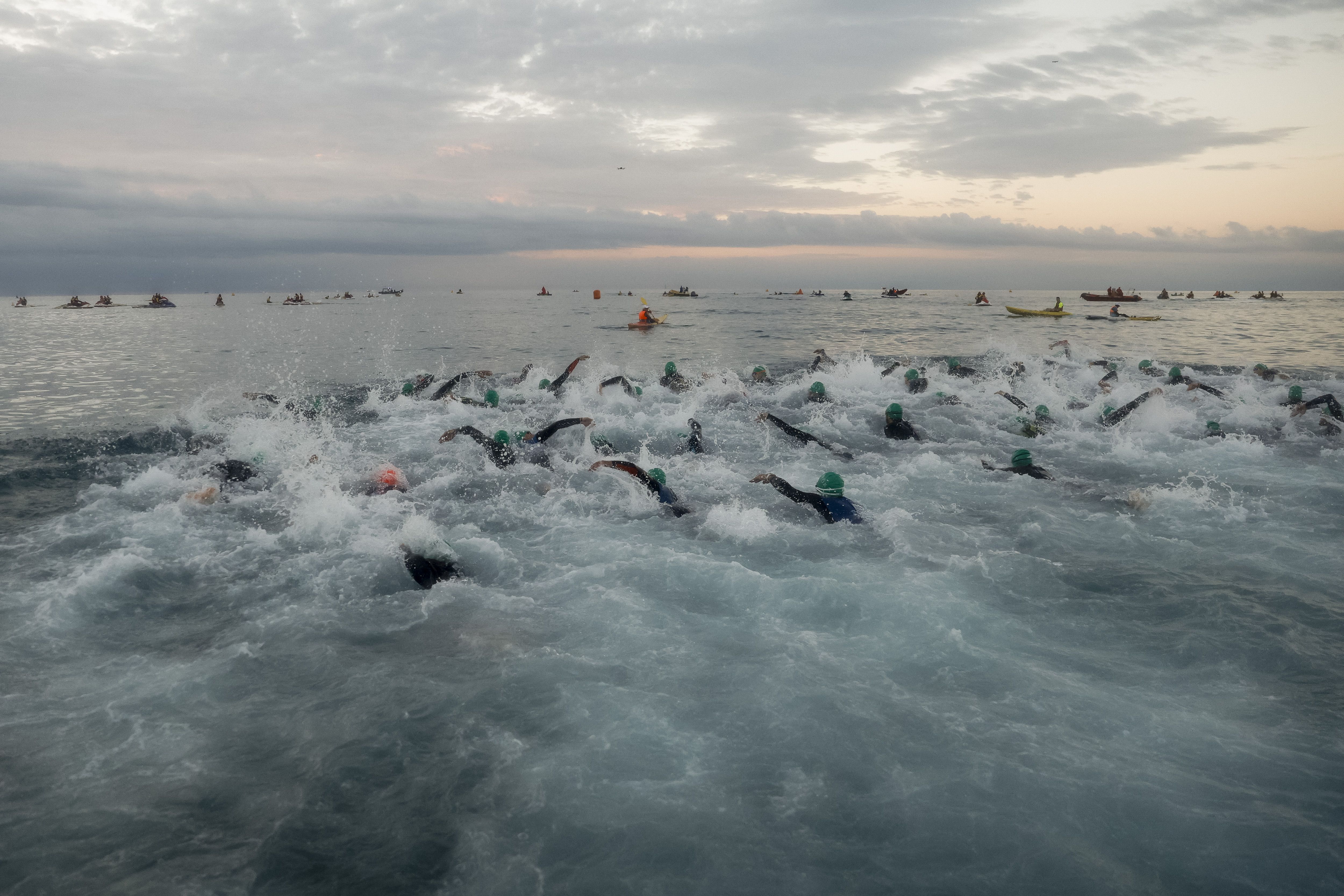 Muere una triatleta de 41 años durante el IRONMAN de Barcelona.