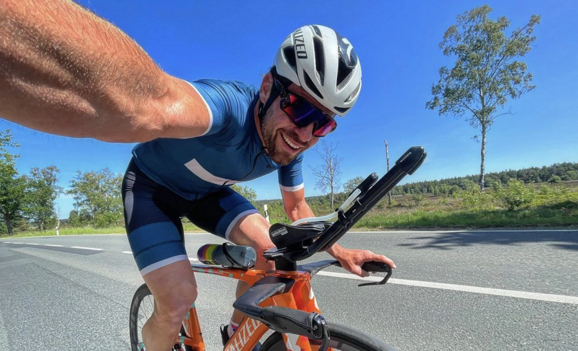 El triatleta de grupos de edad alemán Lars Wichert.
