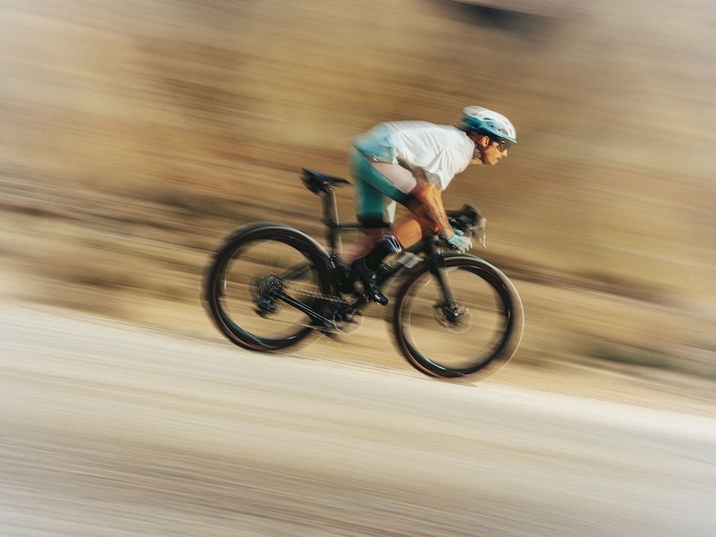 OAKLEY GRAVEL CAMPAIGN IMAGE