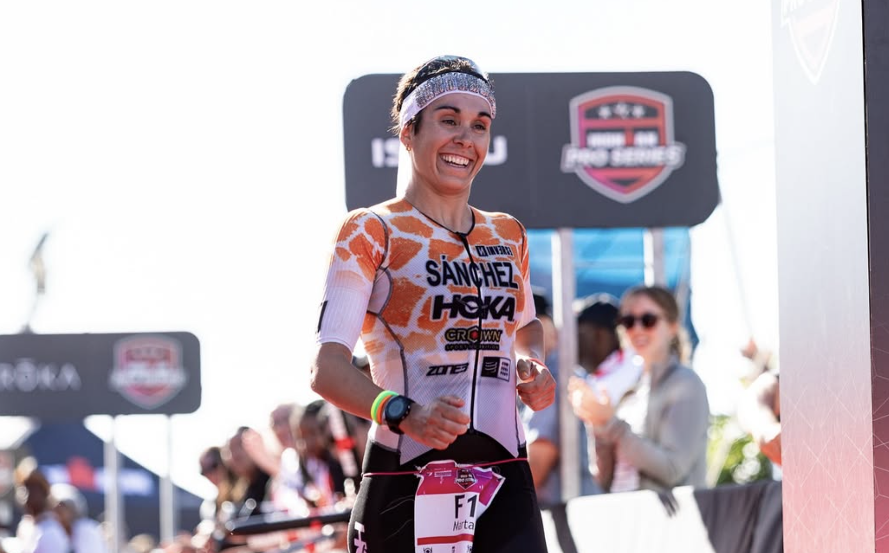 Marta Sánchez lidera las IRONMAN Pro Series tras acabar 4ª el 70.3 de Aix en Provence.