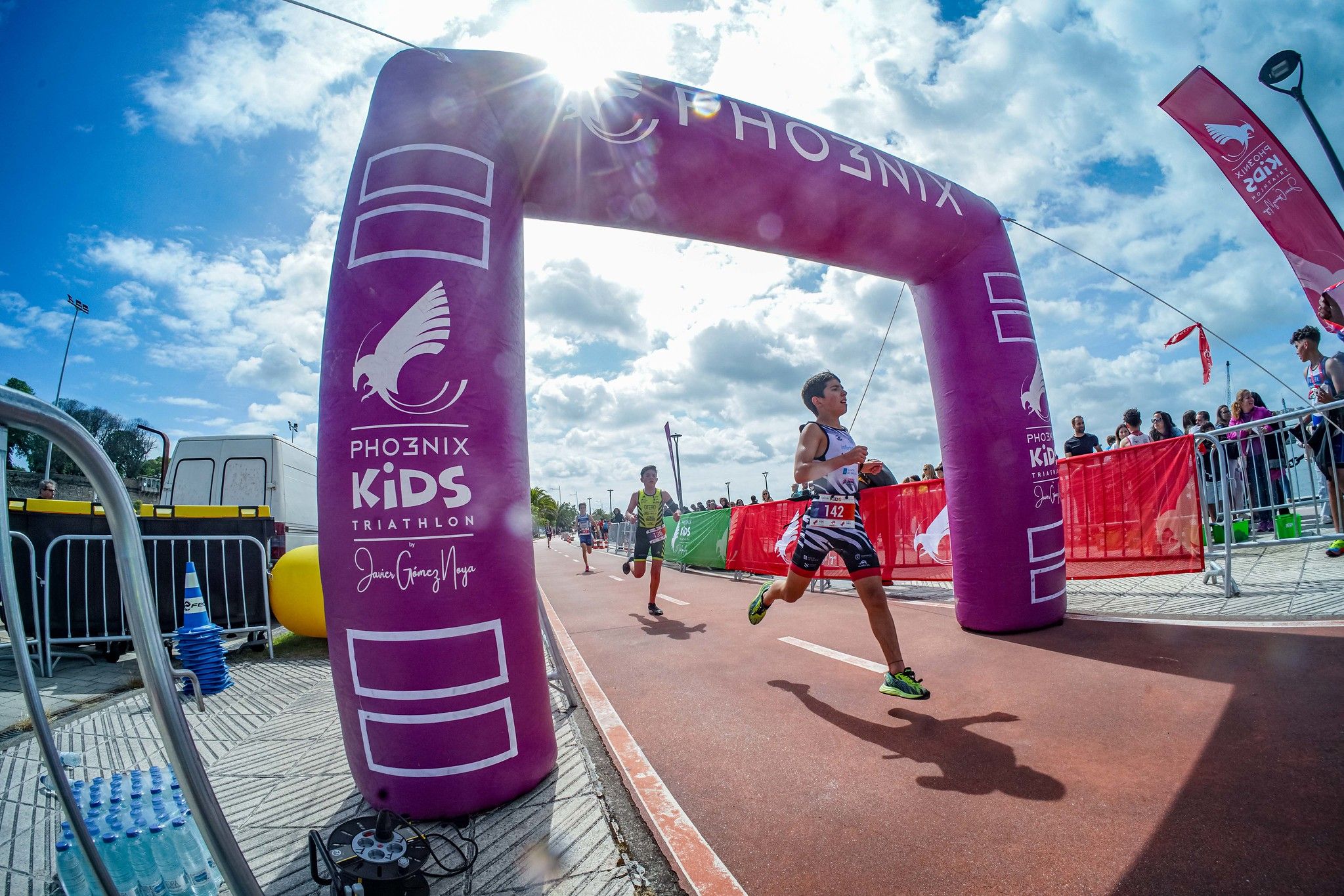 Pho3nix Kids FETRIACoruna 24 3