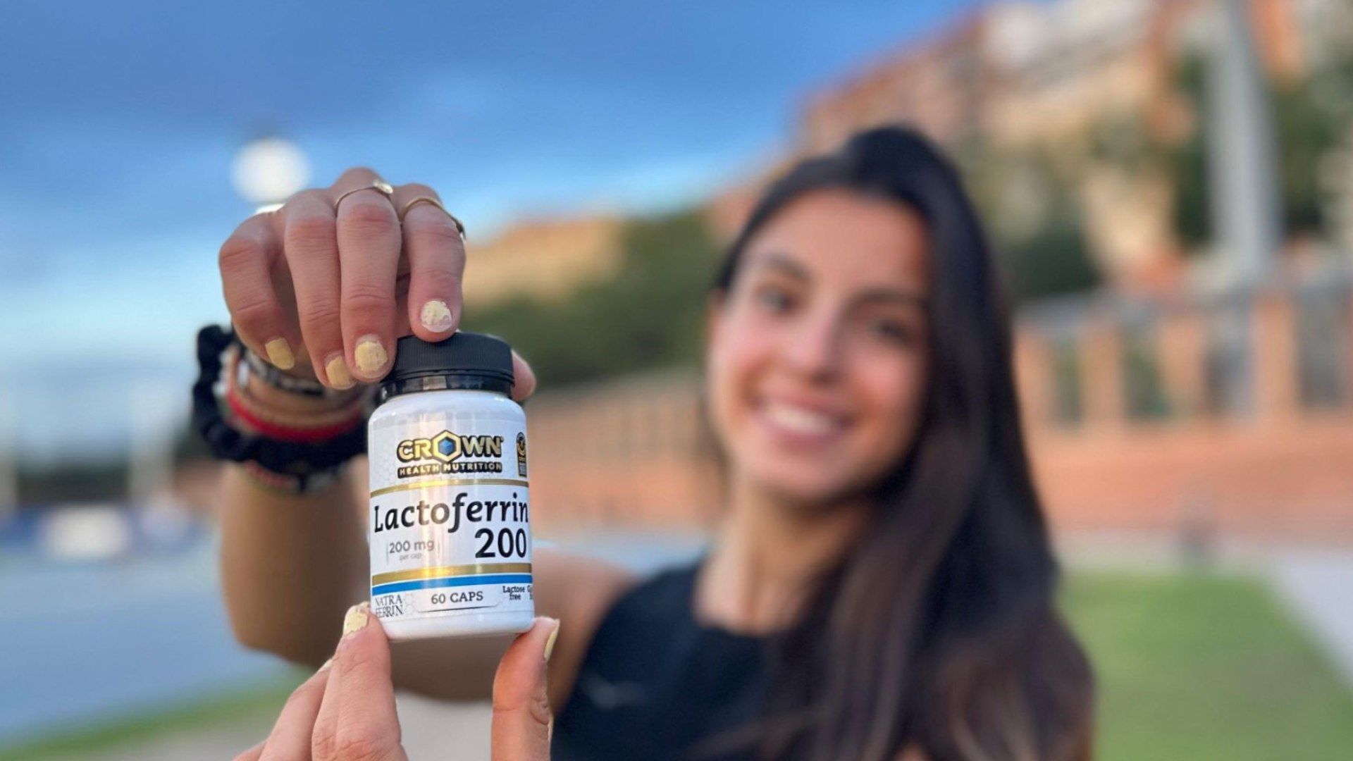 Crown Sport Nutrition lanza Lactoferrin 200