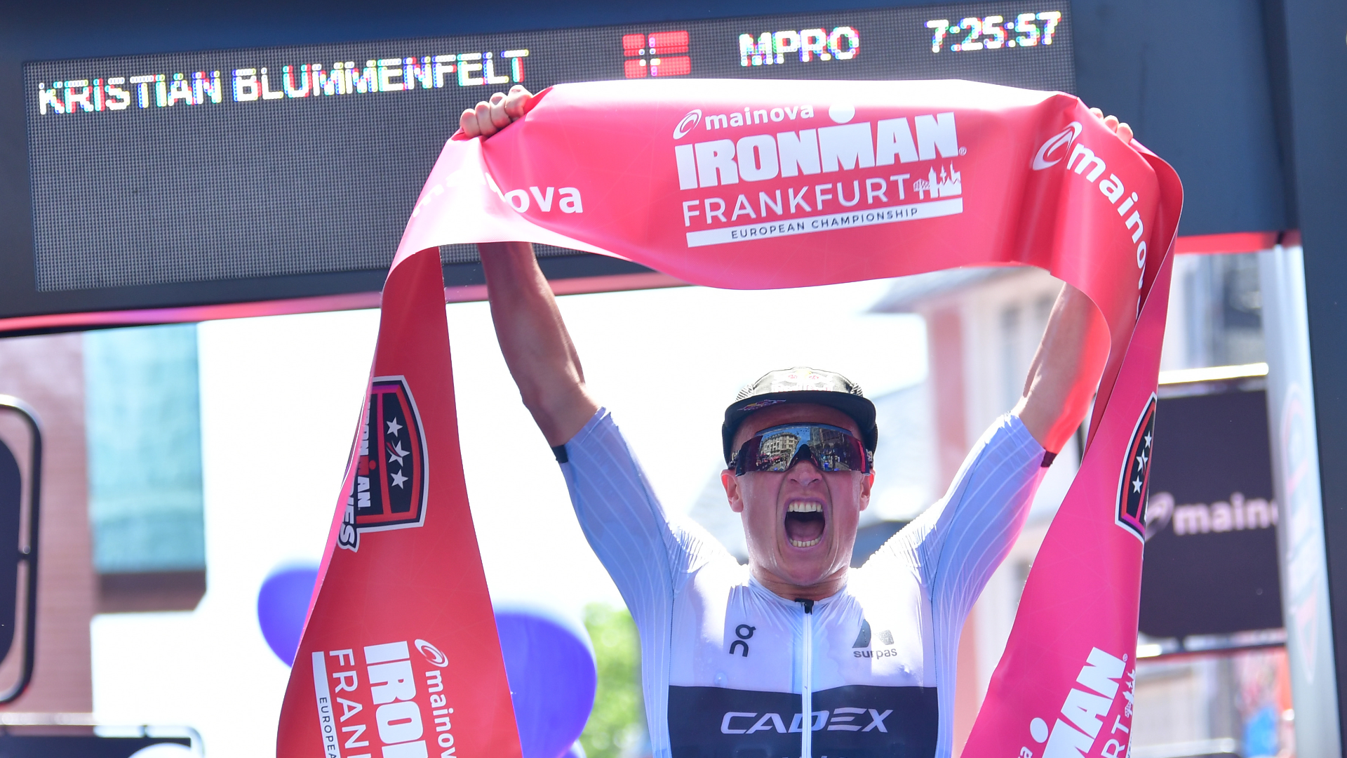 Kristian Blummenfelt vuelve a ganar el IRONMAN de Frankfurt en 7h25 y un maratón en 2h30