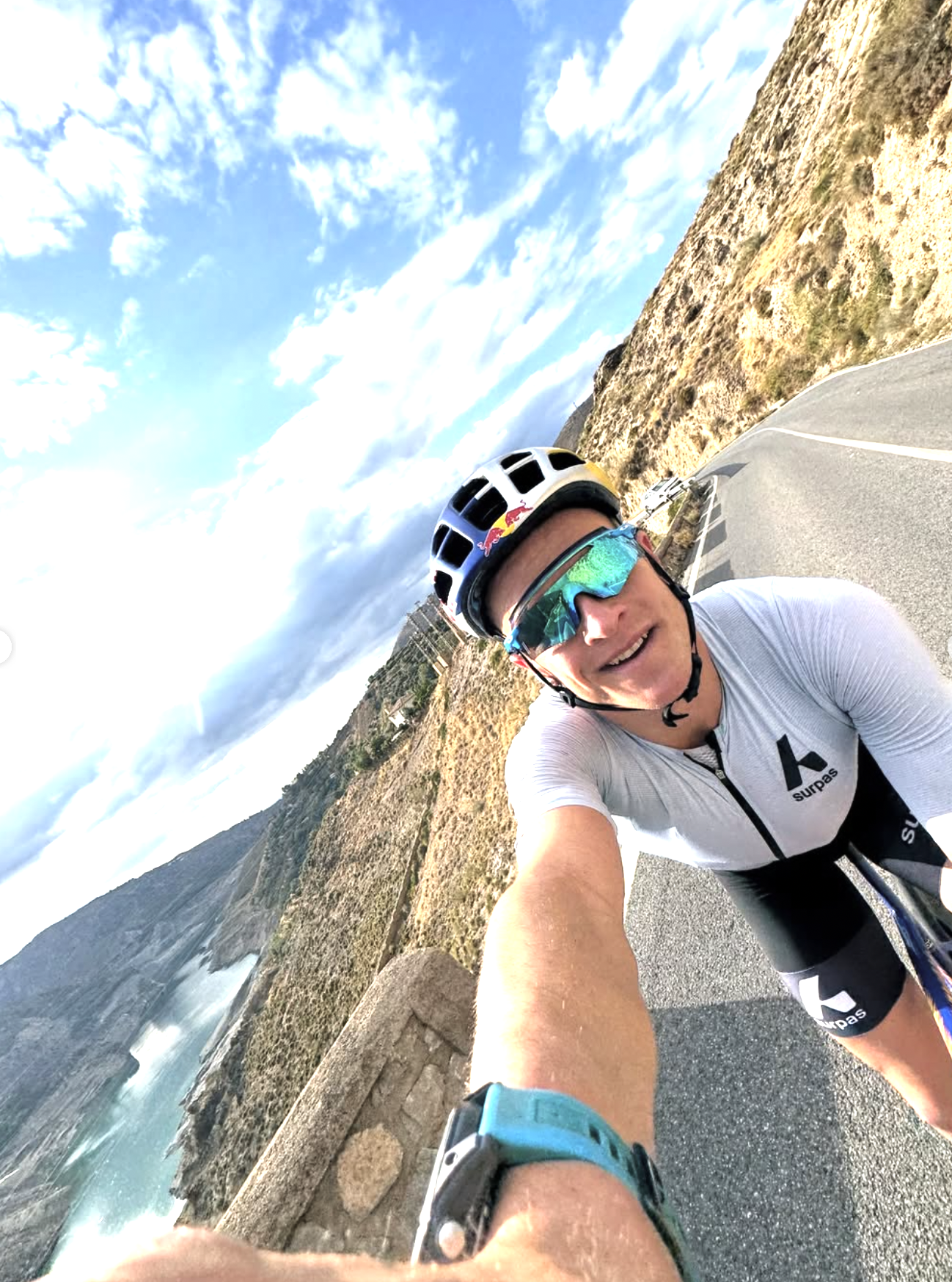 Captura de pantalla 2025 11 03 a las 19.00.11 Captura de pantalla 2025 11 03 a las 19.00.11