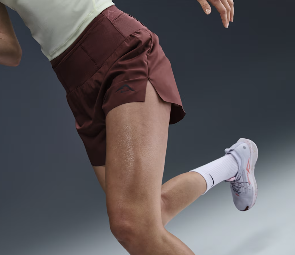 Nike Trail Pantalón corto de running con malla interior Dri FIT mujer