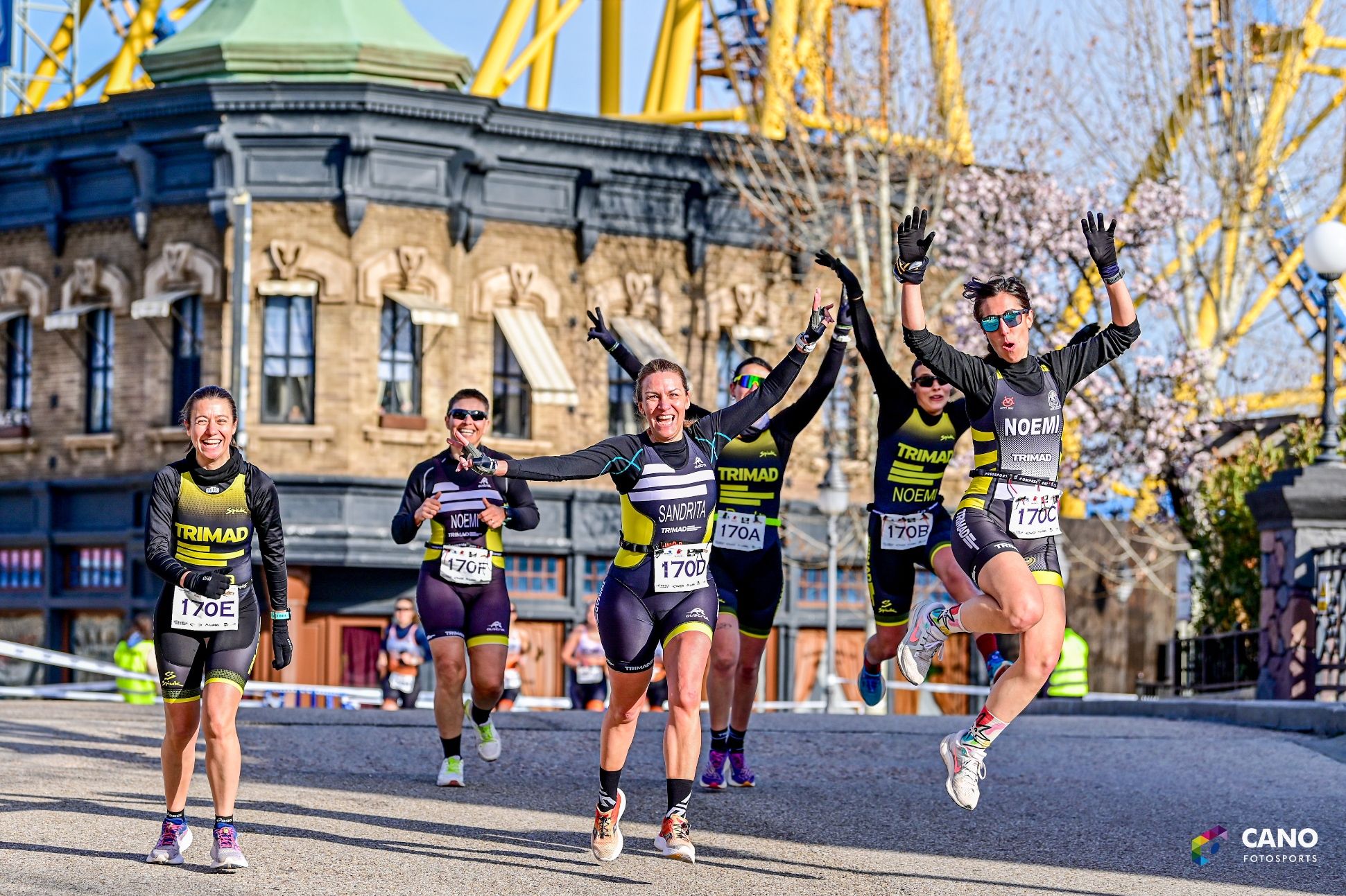 Ecodumad Road, contrarreloj por equipos de duatlón de carretera, en el Parque Warner.