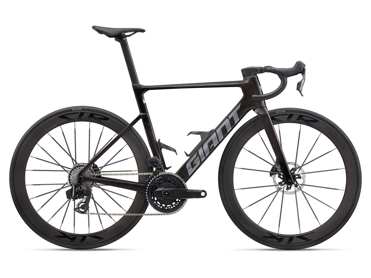 Giant Propel Advanced Pro 0 AXS (6.599 €)