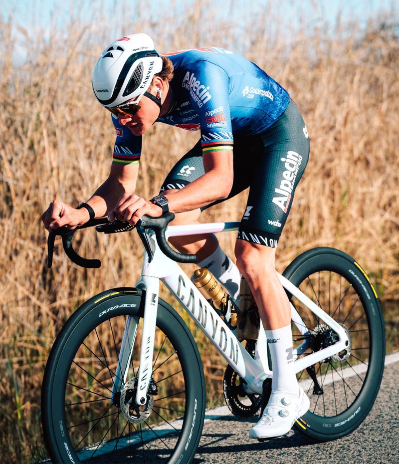 Pirelli Van der Poel Pirelli Van der Poel