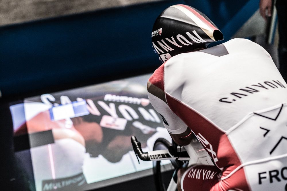 Canyon SpeedMax CF SLX