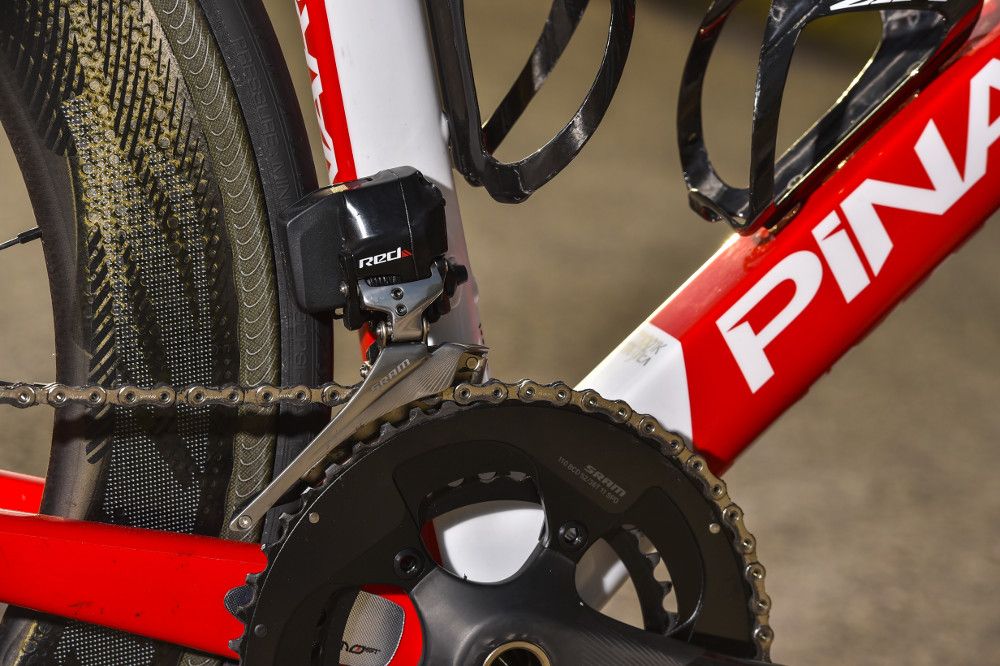 SRAM Red eTAP