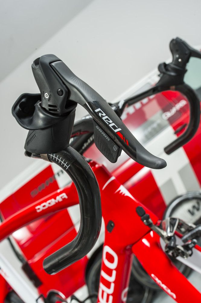 SRAM Red eTAP