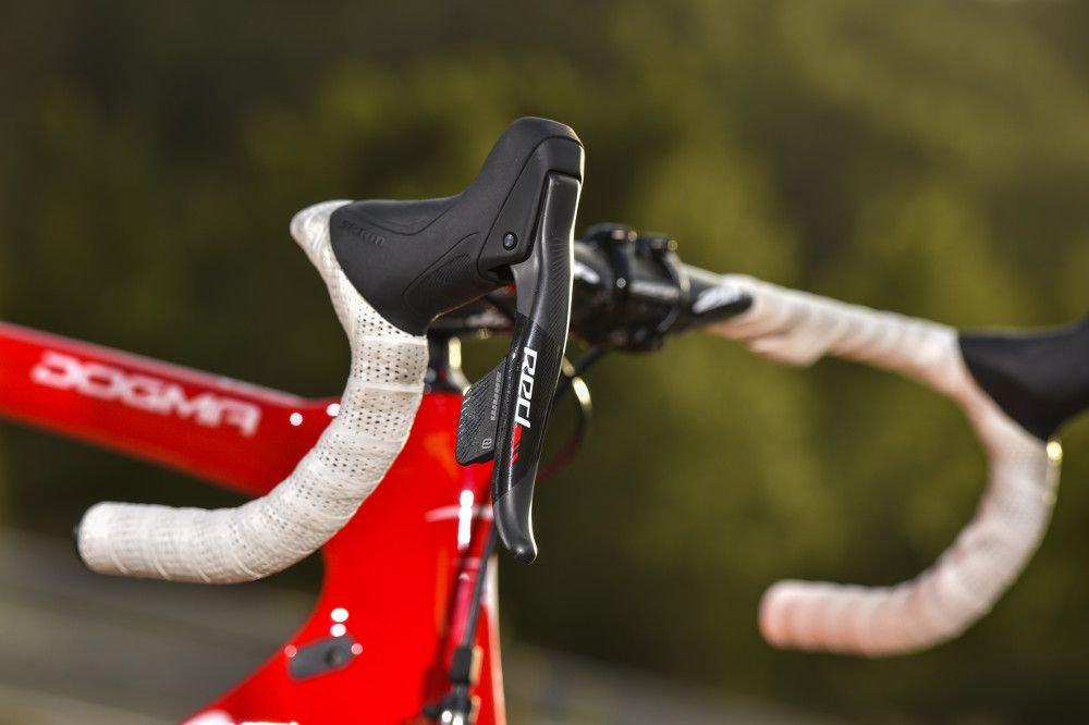 SRAM Red eTAP