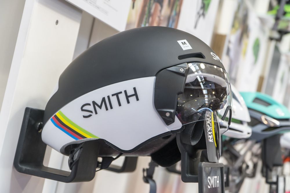 Cascos Eurobike