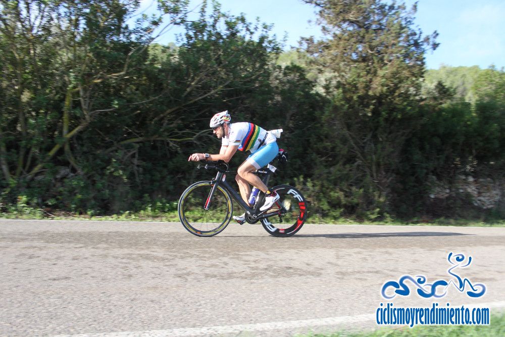 Ciclistas Larga Distancia Ibiza