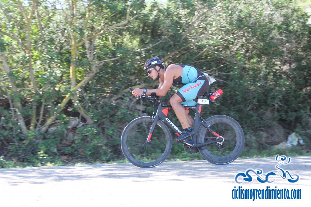Ciclistas Larga Distancia Ibiza