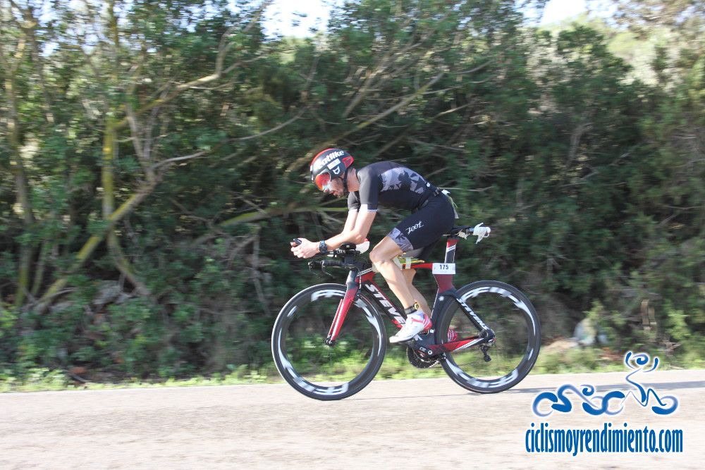 Ciclistas Larga Distancia Ibiza