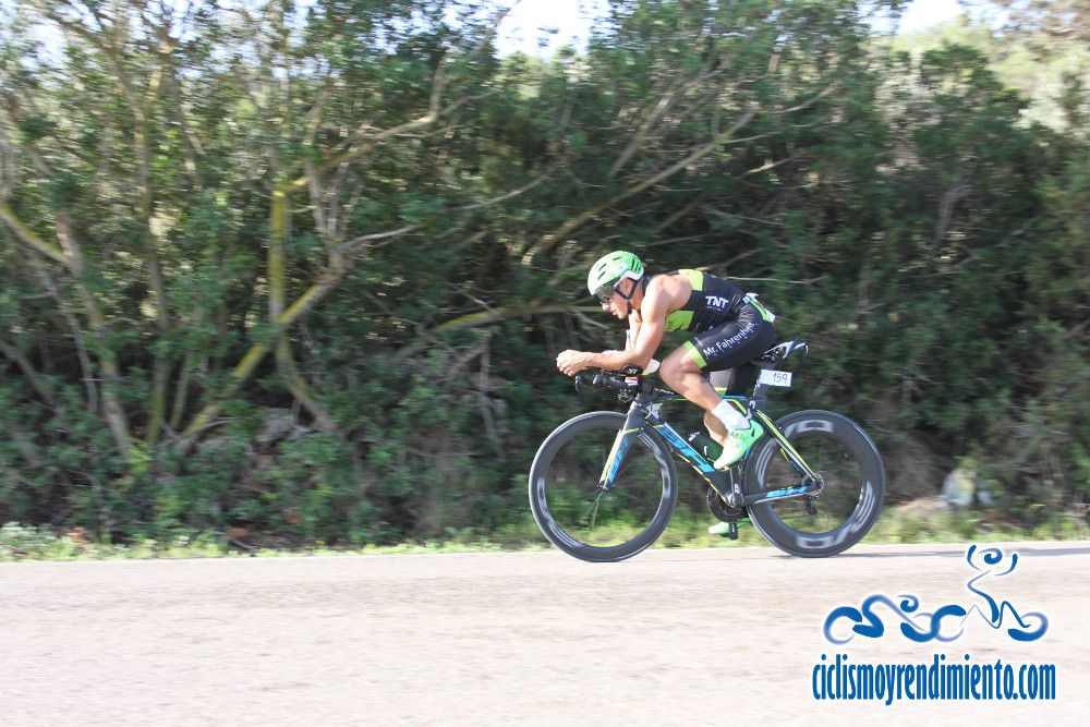 Ciclistas Larga Distancia Ibiza