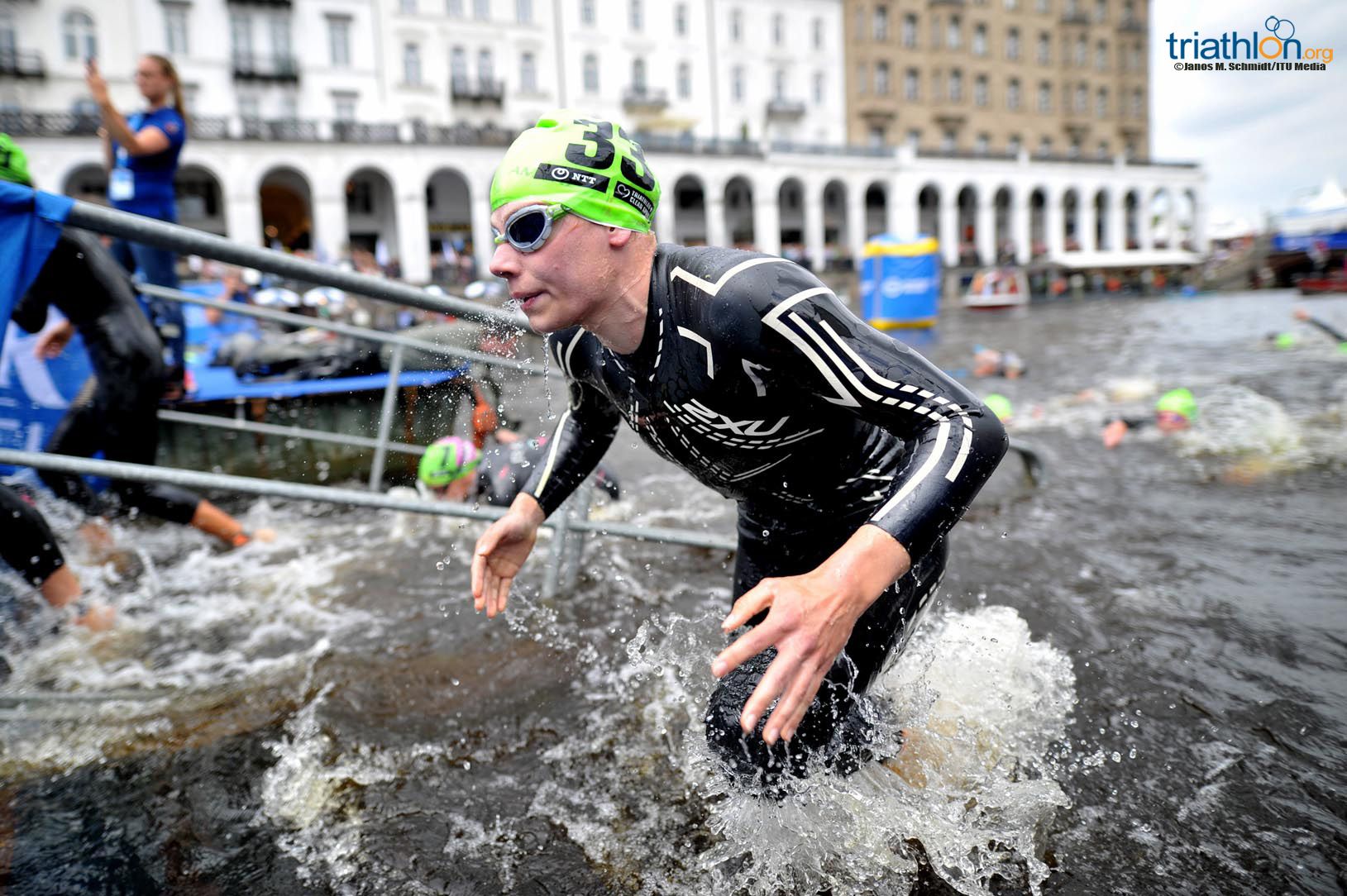 Series Mundiales Triatlón Hamburgo 2017 (élite femenina)